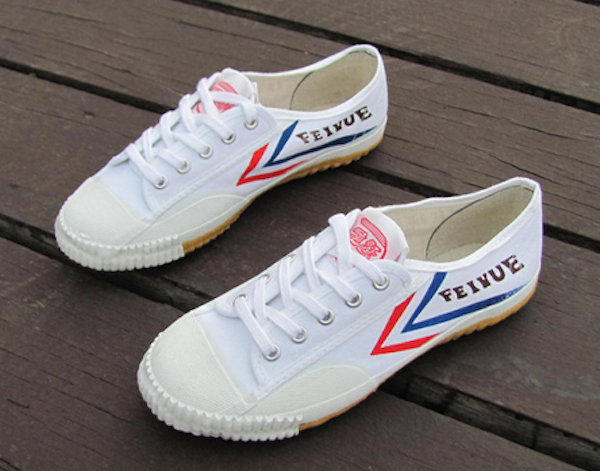 Carpenter Tan comb，Zhou Shengsheng Pendant，Elvis speaker，Huawei Mobile，Leap shoes，homegrown products，5 samples，