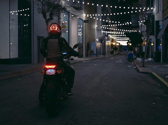 intelligence，sensor，Motorcycle brake light，traffic，