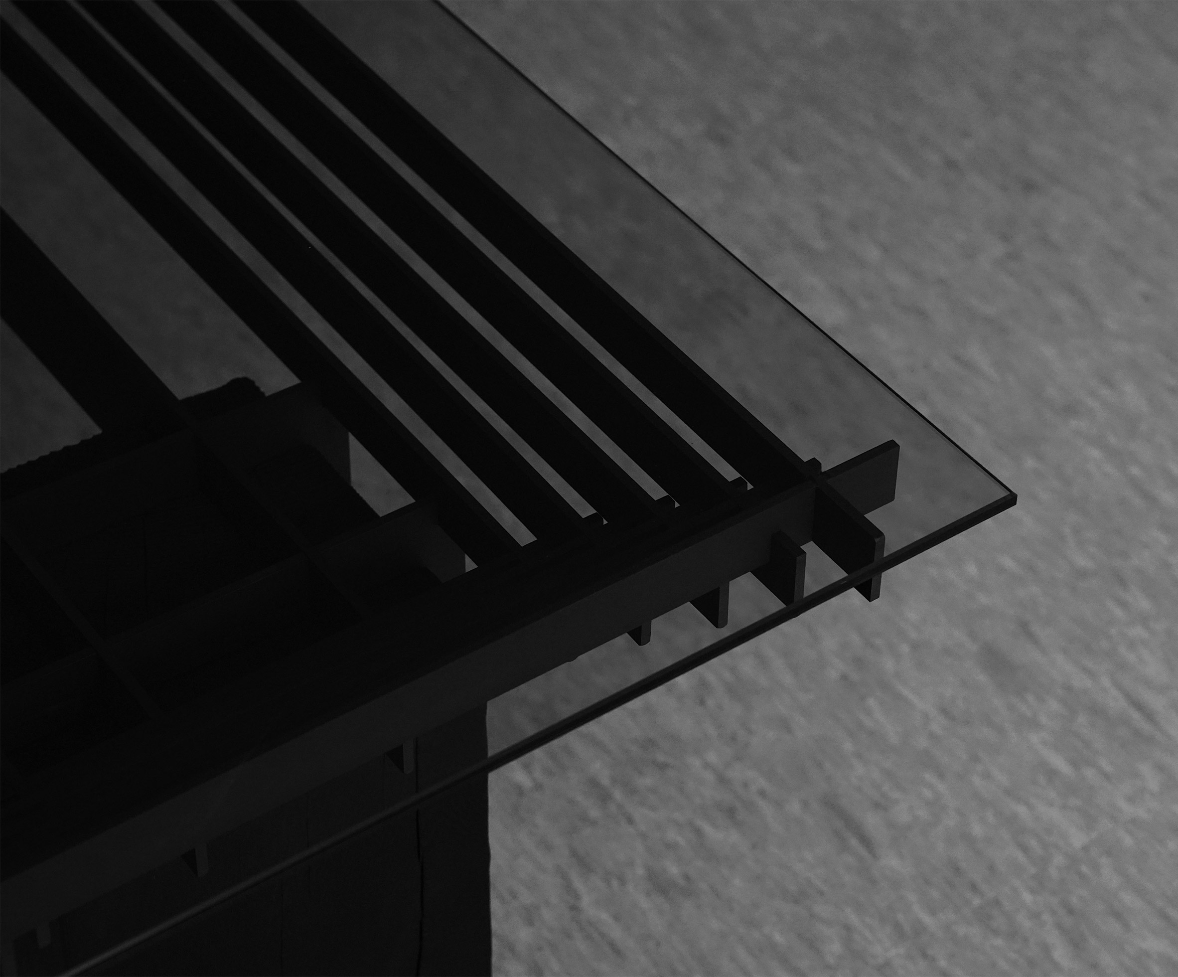 Table，solid wood，black，