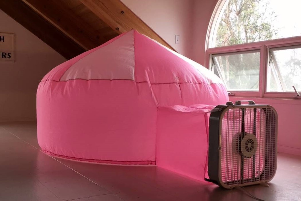 Inflatable castle，household，fast，convenient，