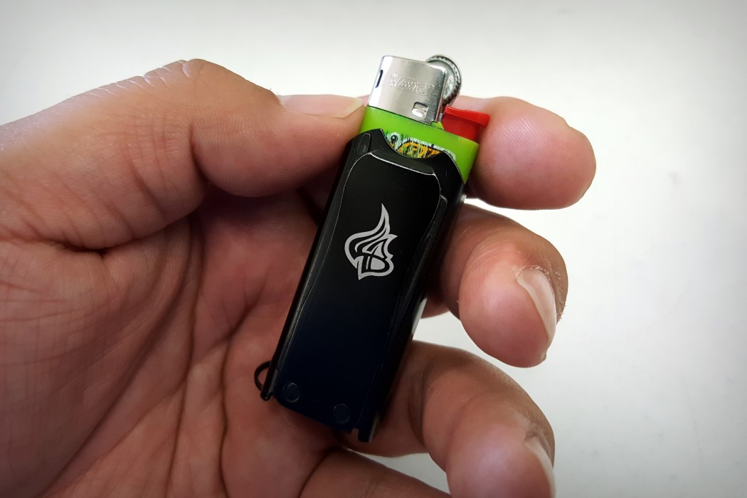 Portable Sabre，Multifunctional tools，lighter，