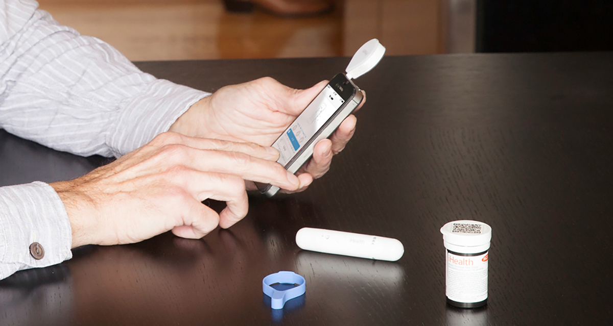 Blood glucose meter，Medical supplies，Healthcare，industrial design，