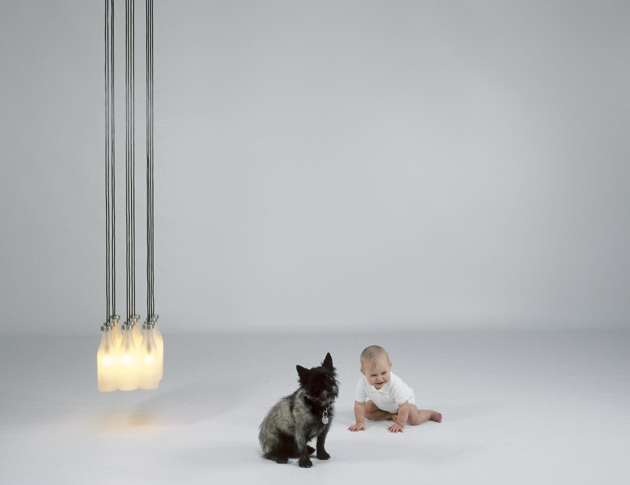 a chandelier，Milk bottle，personality，classic，