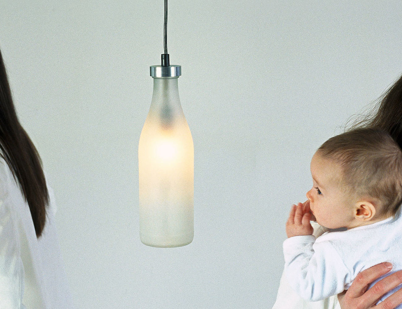 a chandelier，Milk bottle，personality，classic，