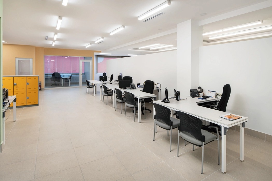 Shift Studio，Board，desk，