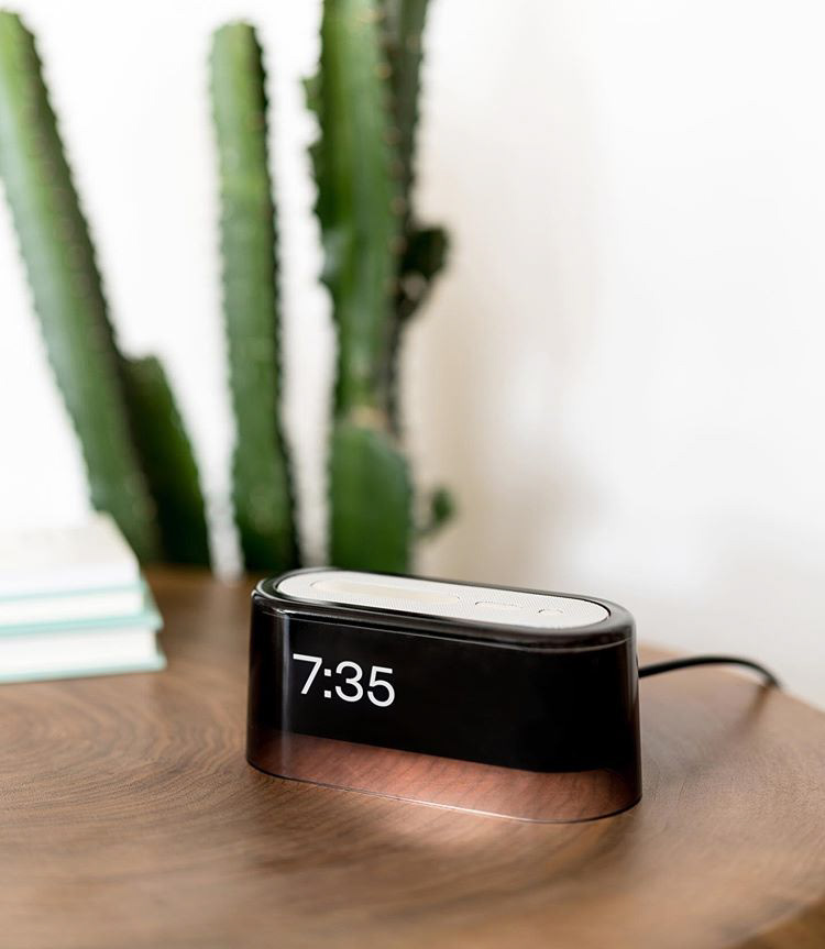 Ceiling，Clock，intelligence，