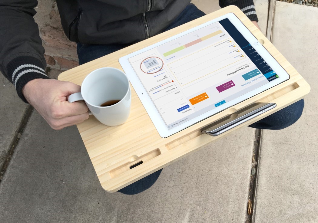 woodiness，Table，canvas，Apple，iphone，