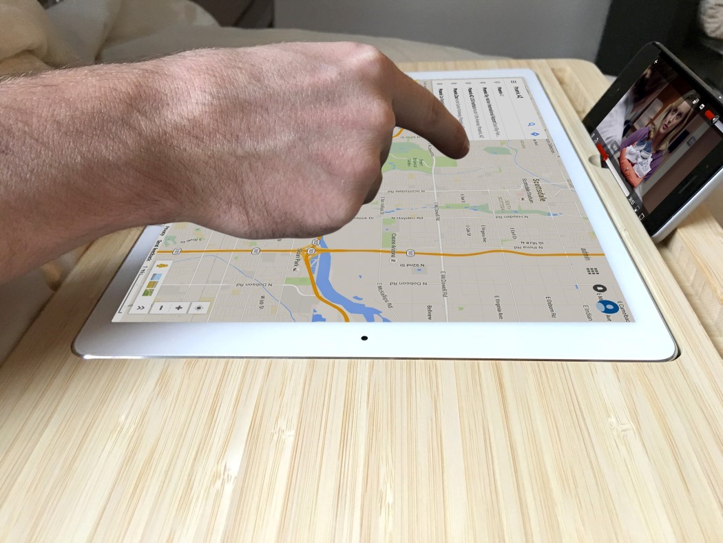 woodiness，Table，canvas，Apple，iphone，