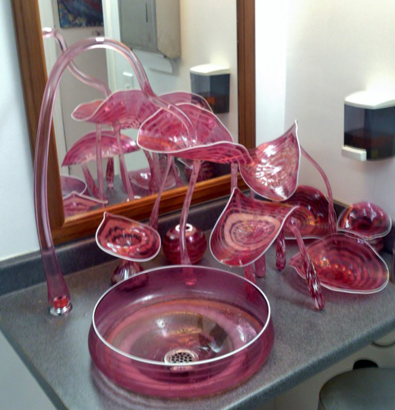 3000 dollars，Glass，water tap，beautiful，expensive，