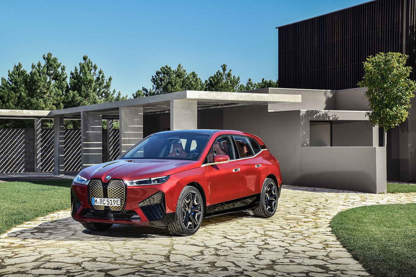 Pure electric concept car，BMW IX，Less cooling，