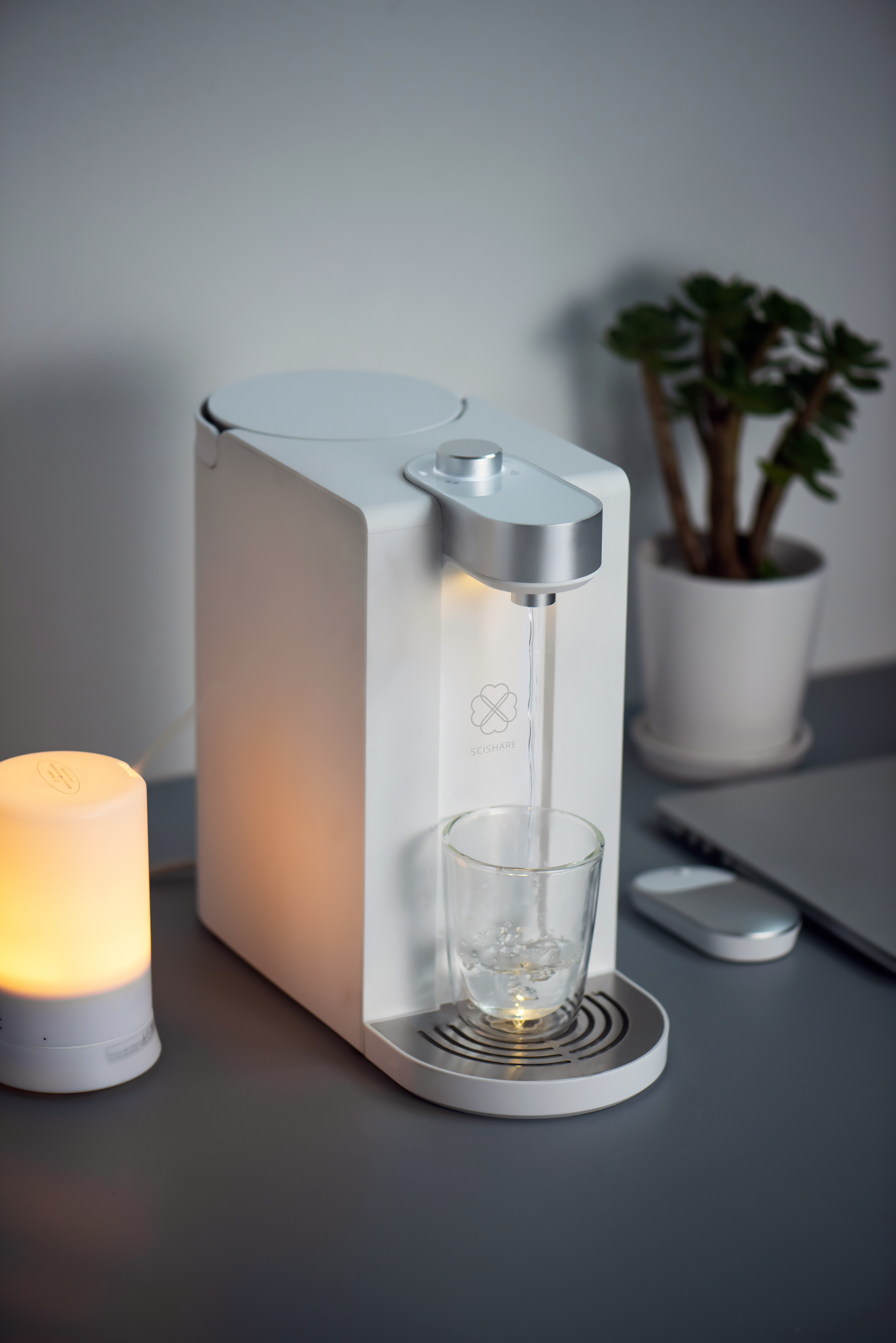 Appearance design，Water dispenser，assume，