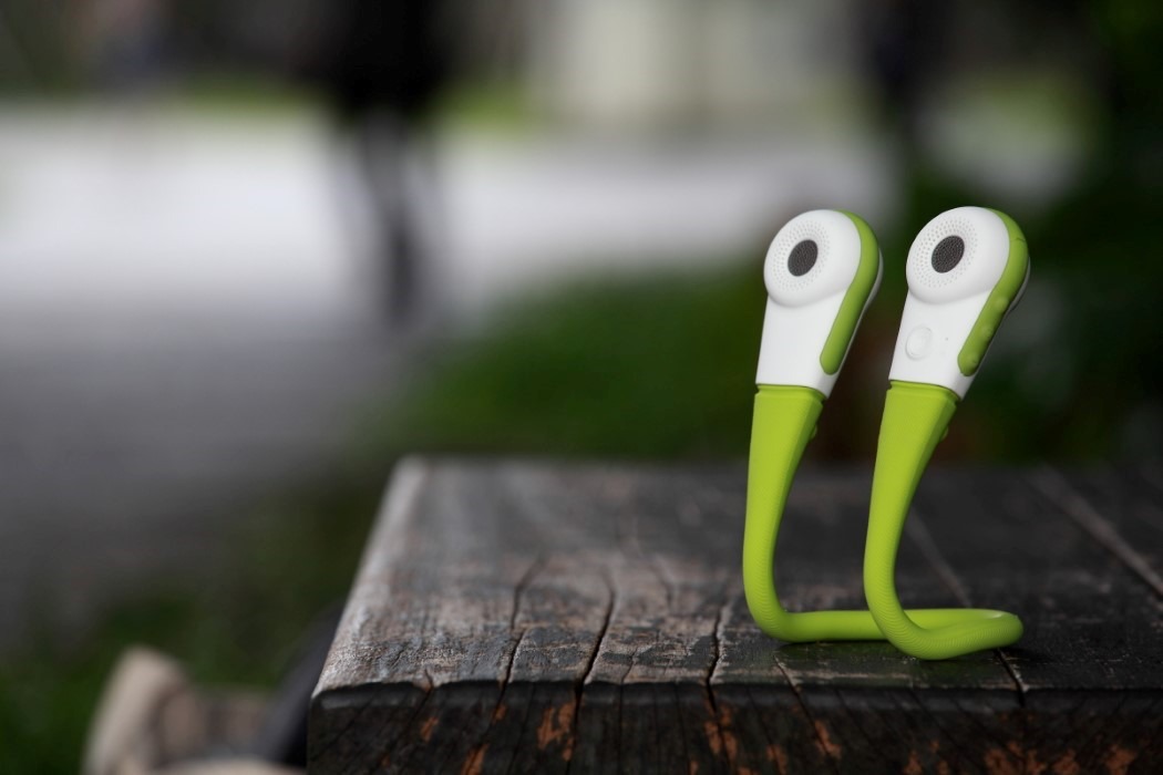 sound，Bluetooth，Microphone，portable，Plastic，