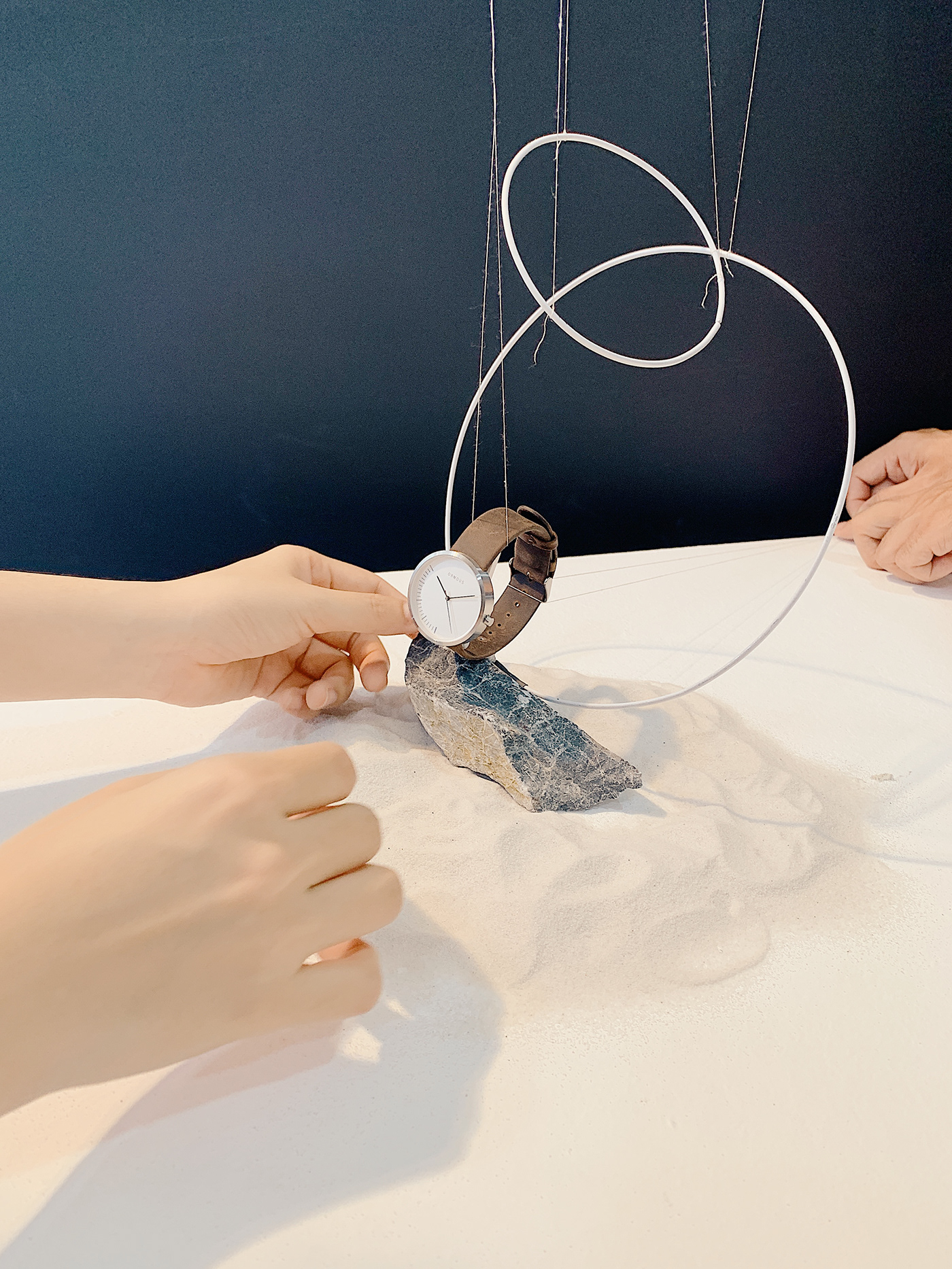 Wrist watch，Minimalism，Photography，Set design，