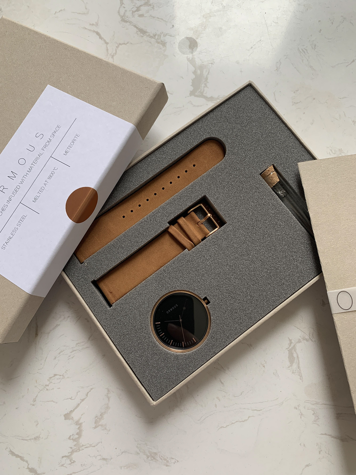 Wrist watch，Minimalism，Photography，Set design，