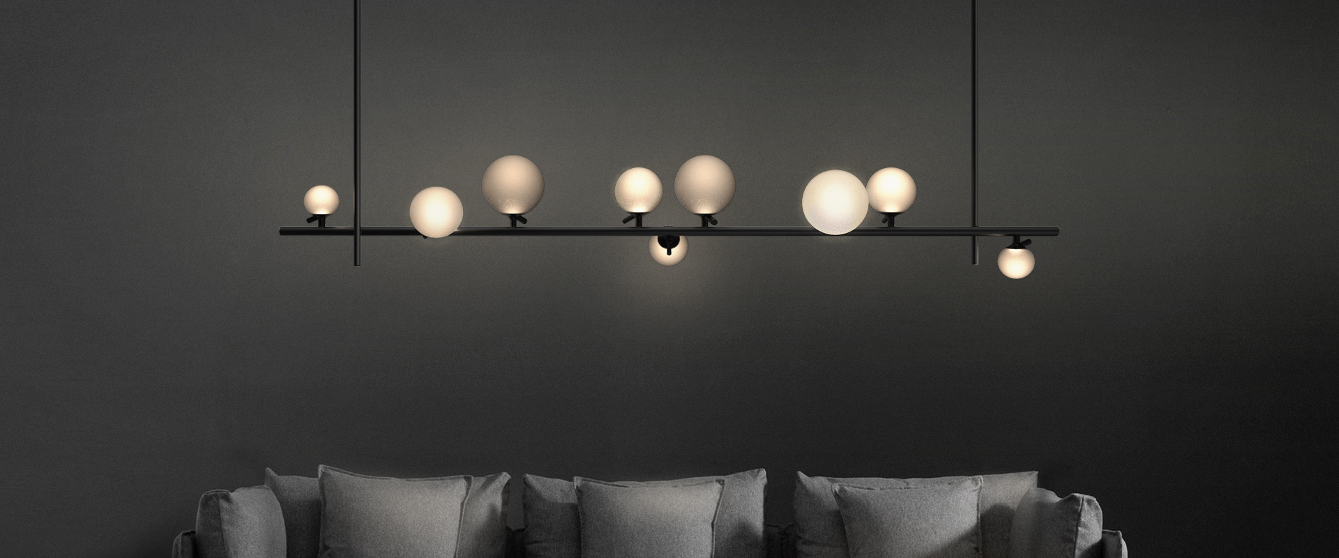 a chandelier，sitting room droplight，lamps and lanterns，