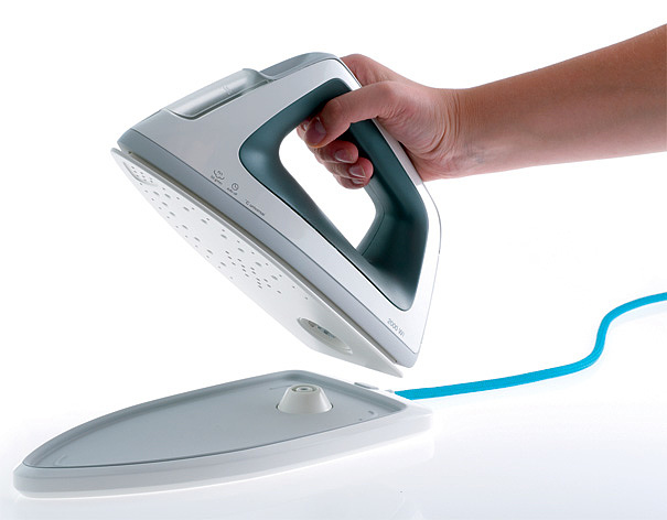 an electric appliance，Home Furnishing，Portable，cordless ，Electric iron，