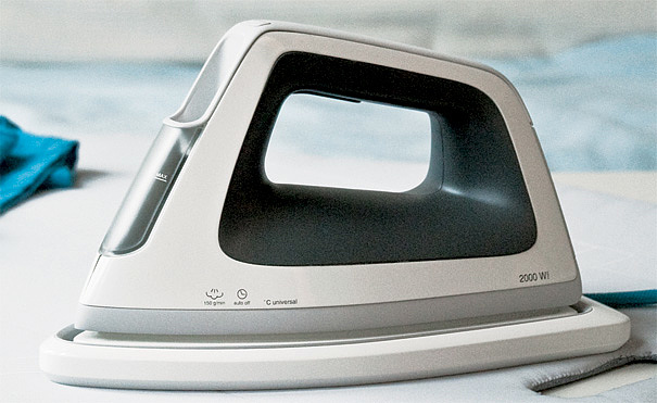 an electric appliance，Home Furnishing，Portable，cordless ，Electric iron，