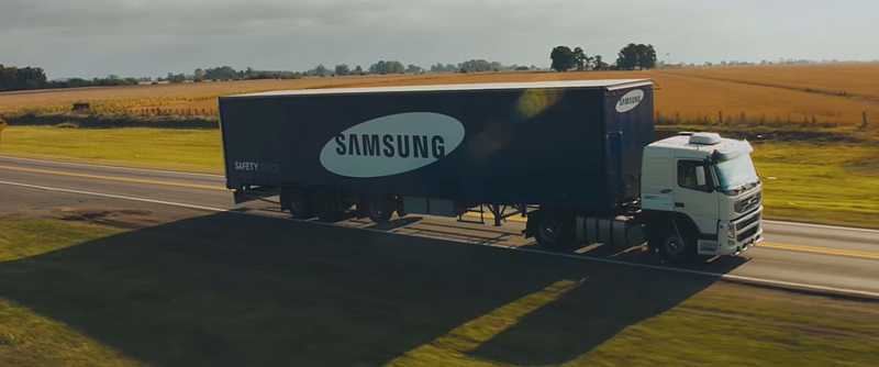 overtake，Samsung，truck，screen，security，