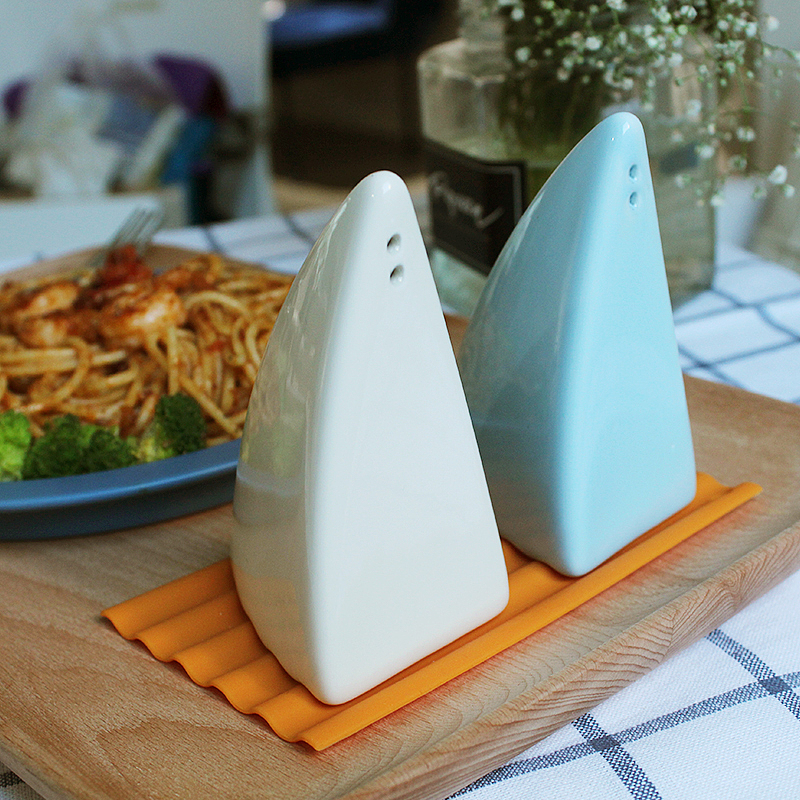 shark，Seasoning bottle，ceramics，Creative home，