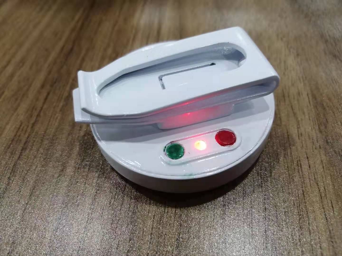 Smart products, school emblem, positioning，