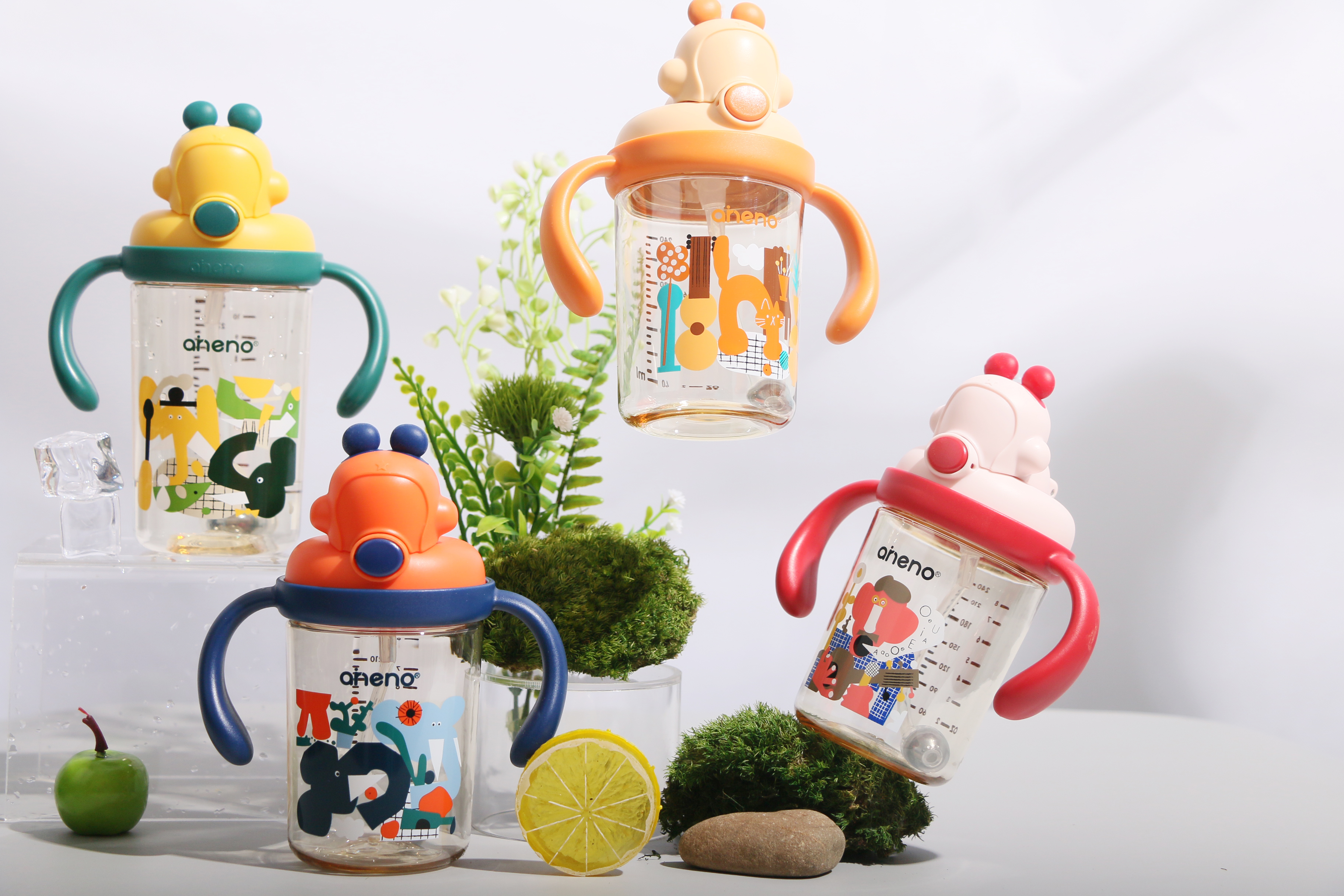 Children's learning cup，