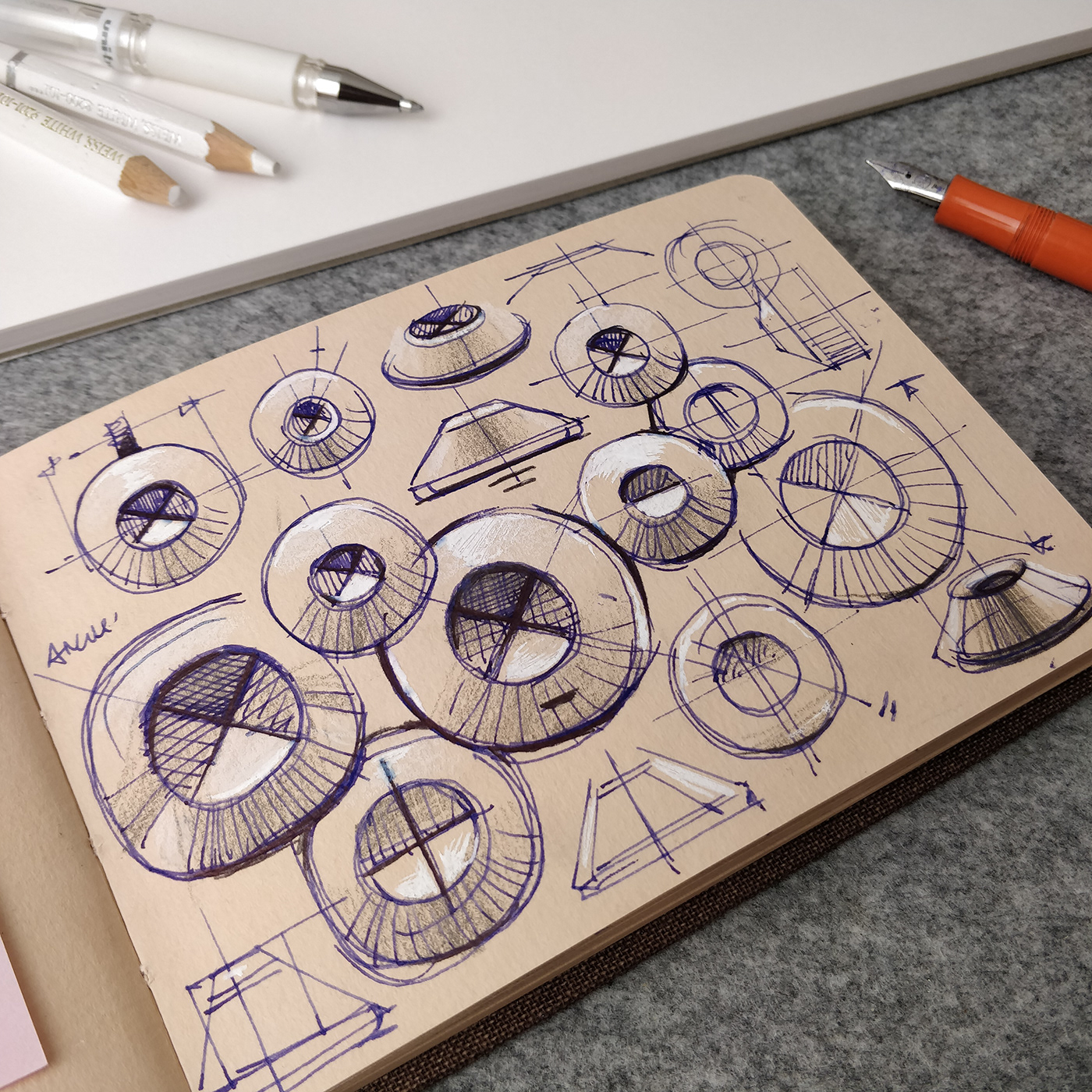 industrial design，Hand drawn，sketch，product design，