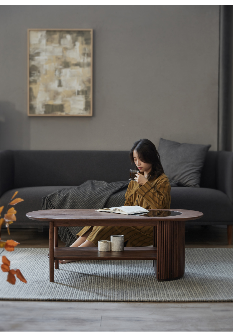 Furniture designer Ren Mengying，