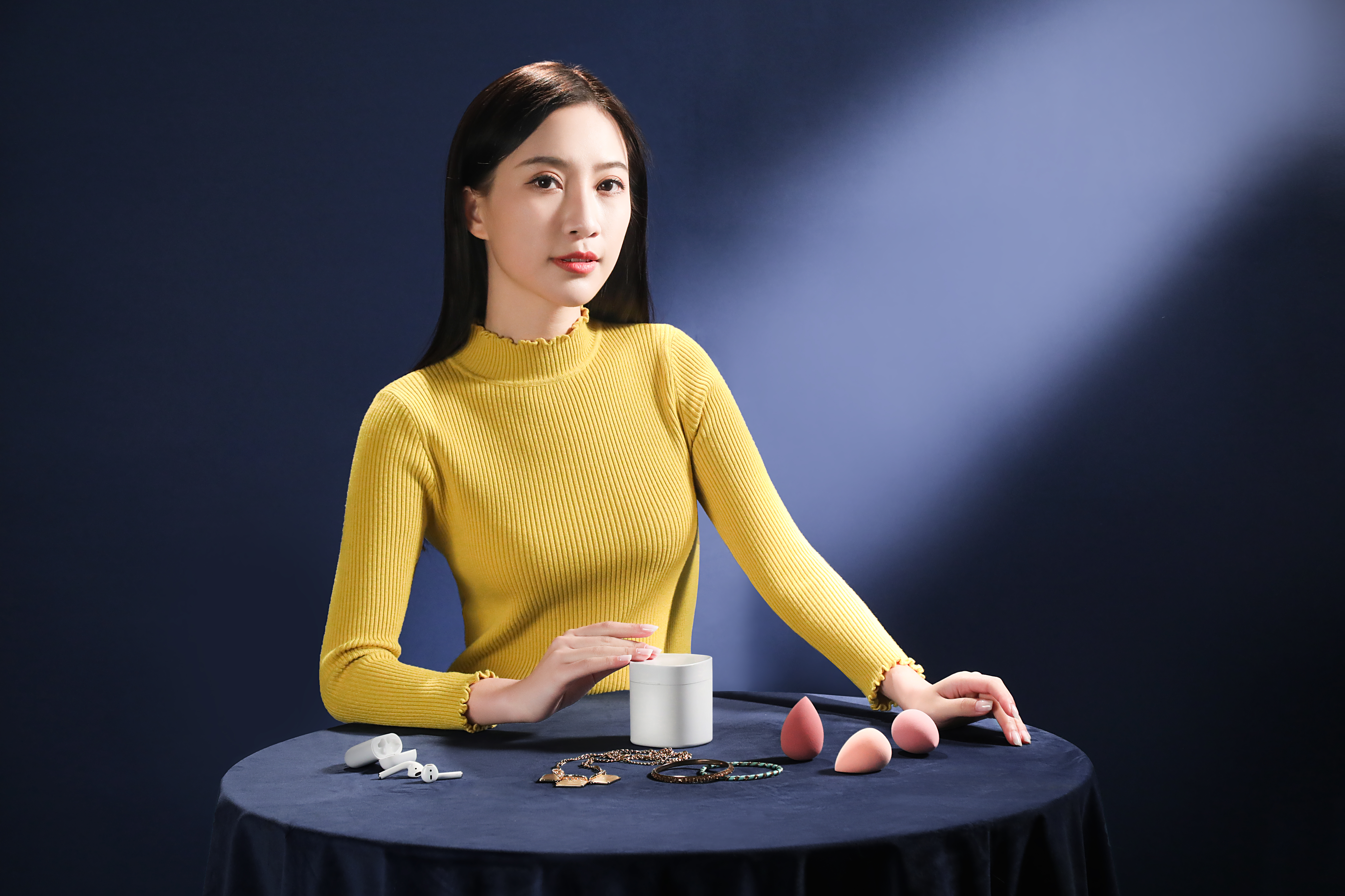 Five multifunctional disinfection box mini version，