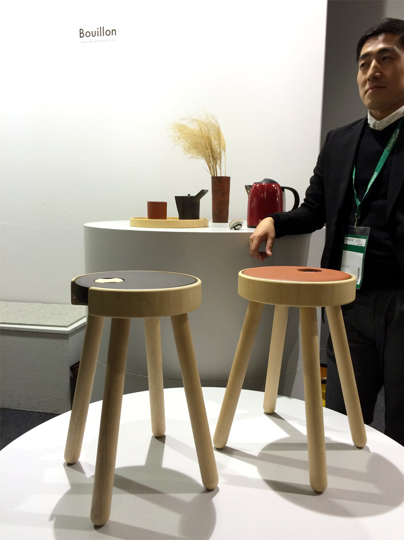 ceramics，plain boiled water，warm，originality，chair，