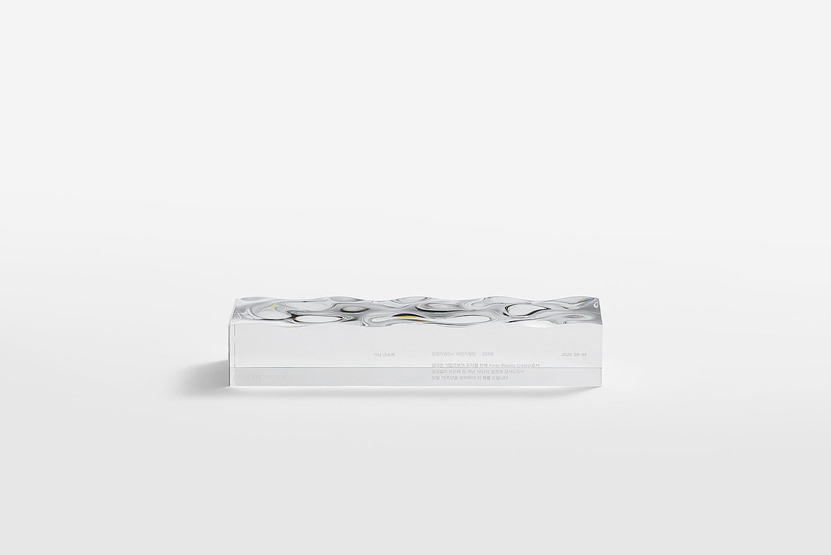 Studio jiyoun Kim，trophy，Arts and Crafts，product design，