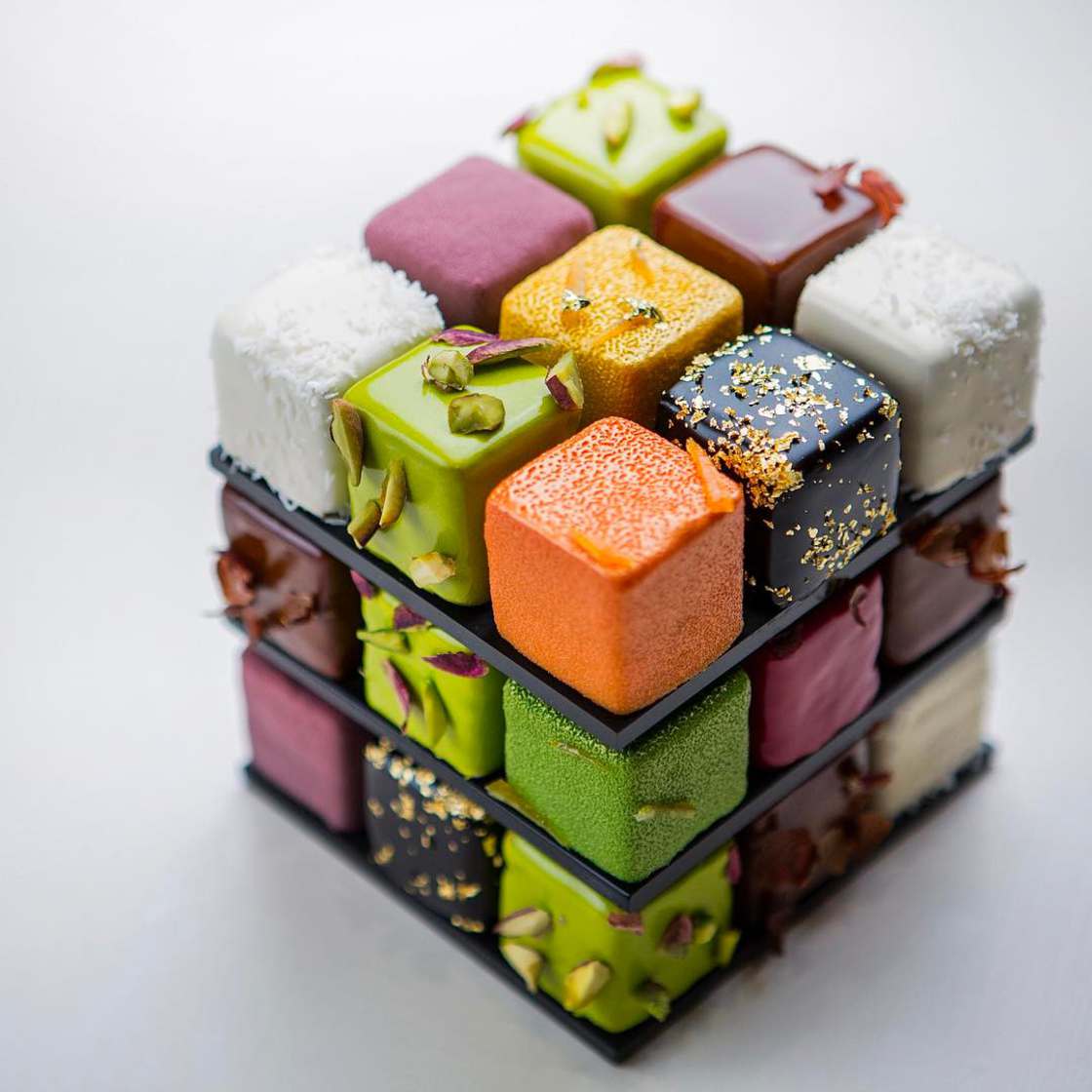 Creative design，Cake，Rubik's Cube，modelling，