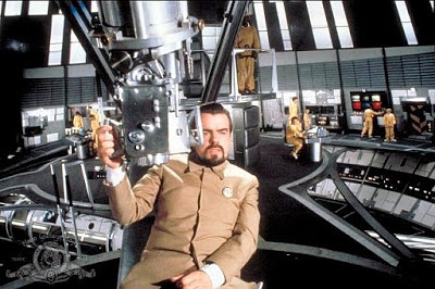 Retro，Futurism，wizard，joe，colombo，