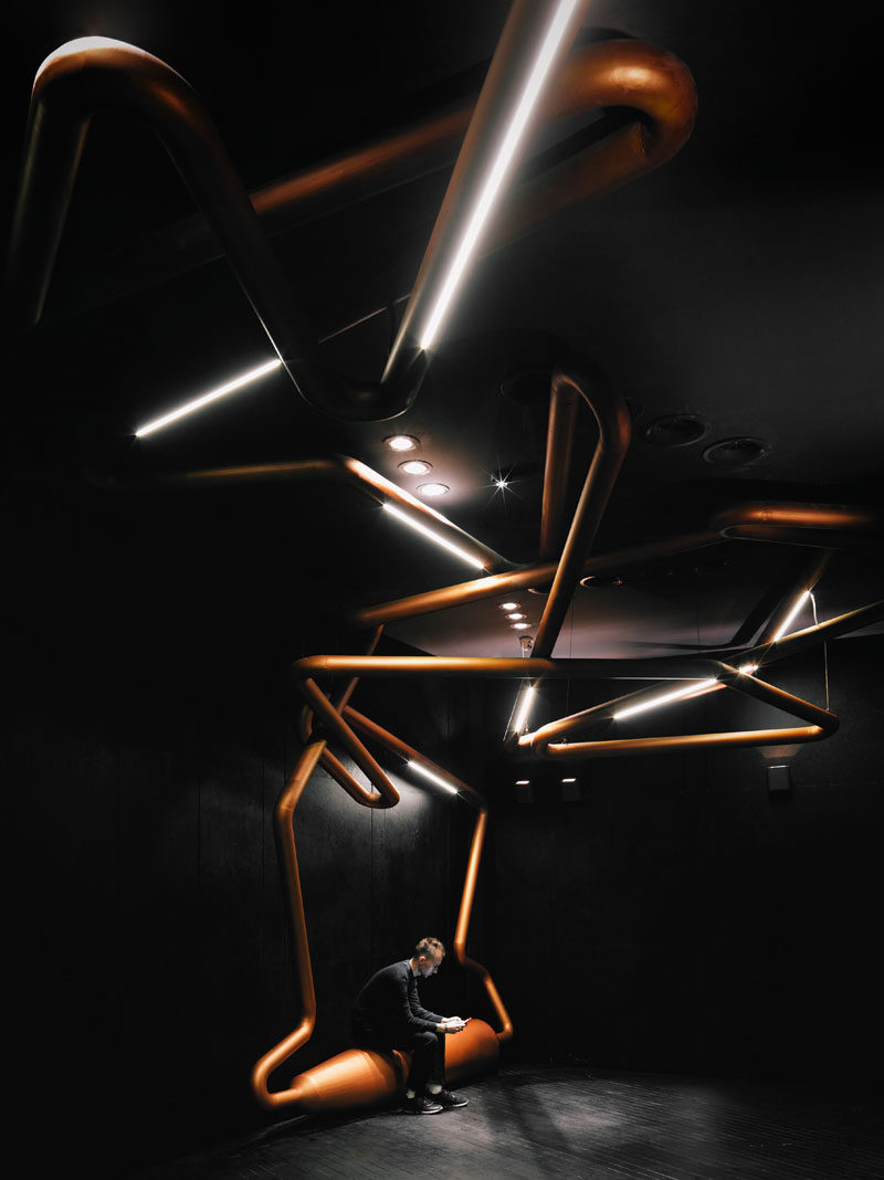 Studios，Video track，Bronze，Round tube，