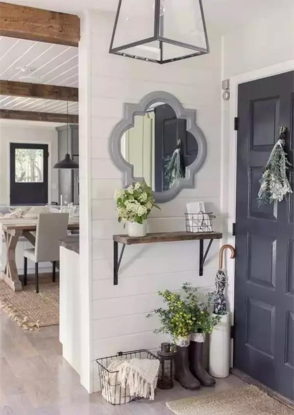 Large-sized apartment，Receive，Space behind door，Space utilization，