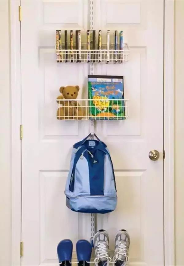 Large-sized apartment，Receive，Space behind door，Space utilization，