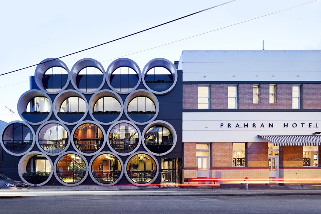 Drain pipe，bar，Architecture，