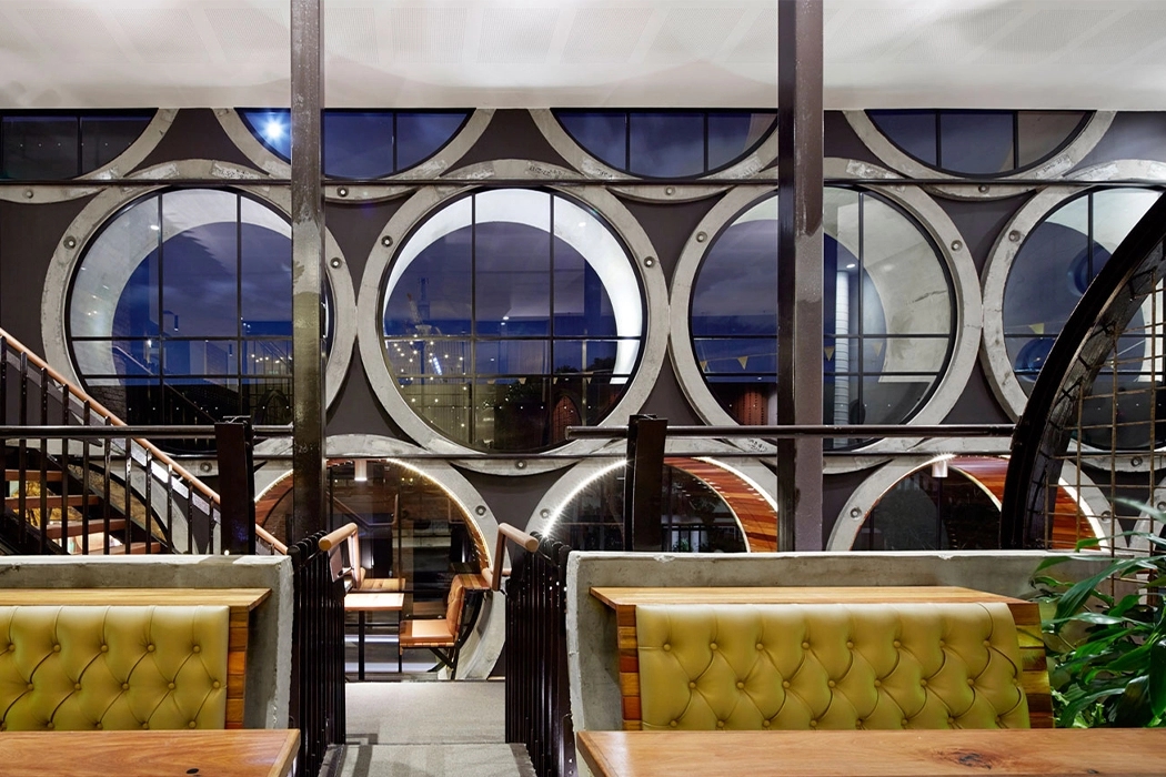 Drain pipe，bar，Architecture，