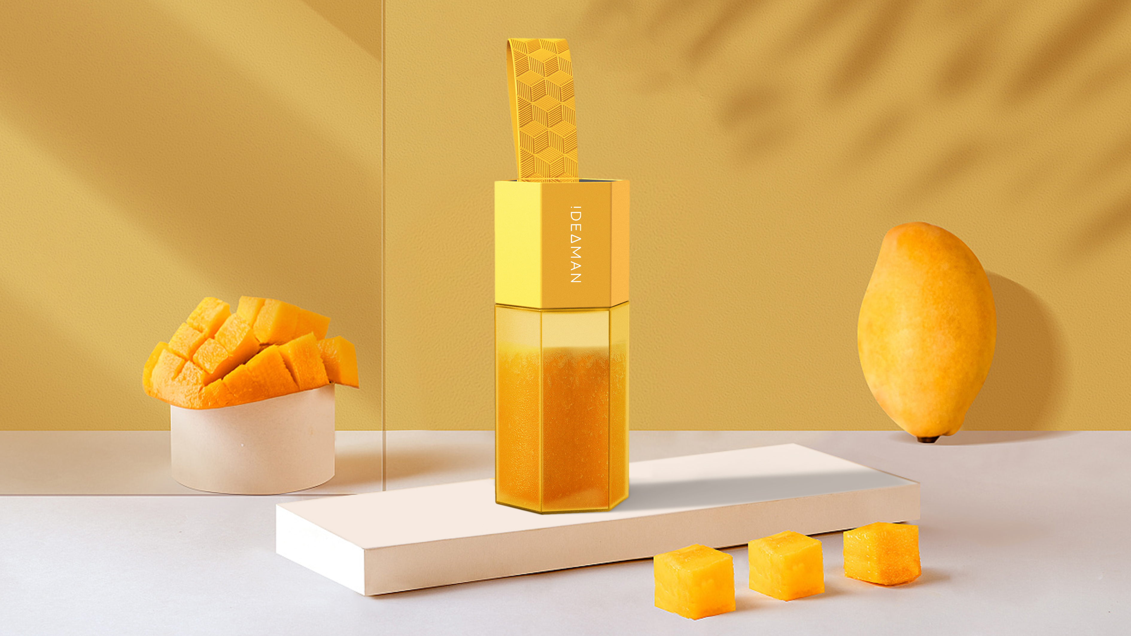 Portable juicing cup，iDEAMAN，Good simple geometry，Personality trend，