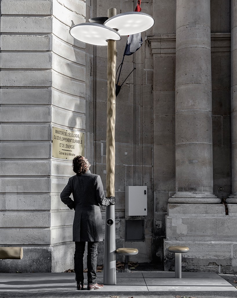 street lamp，street，Paris，player，mathieu，
