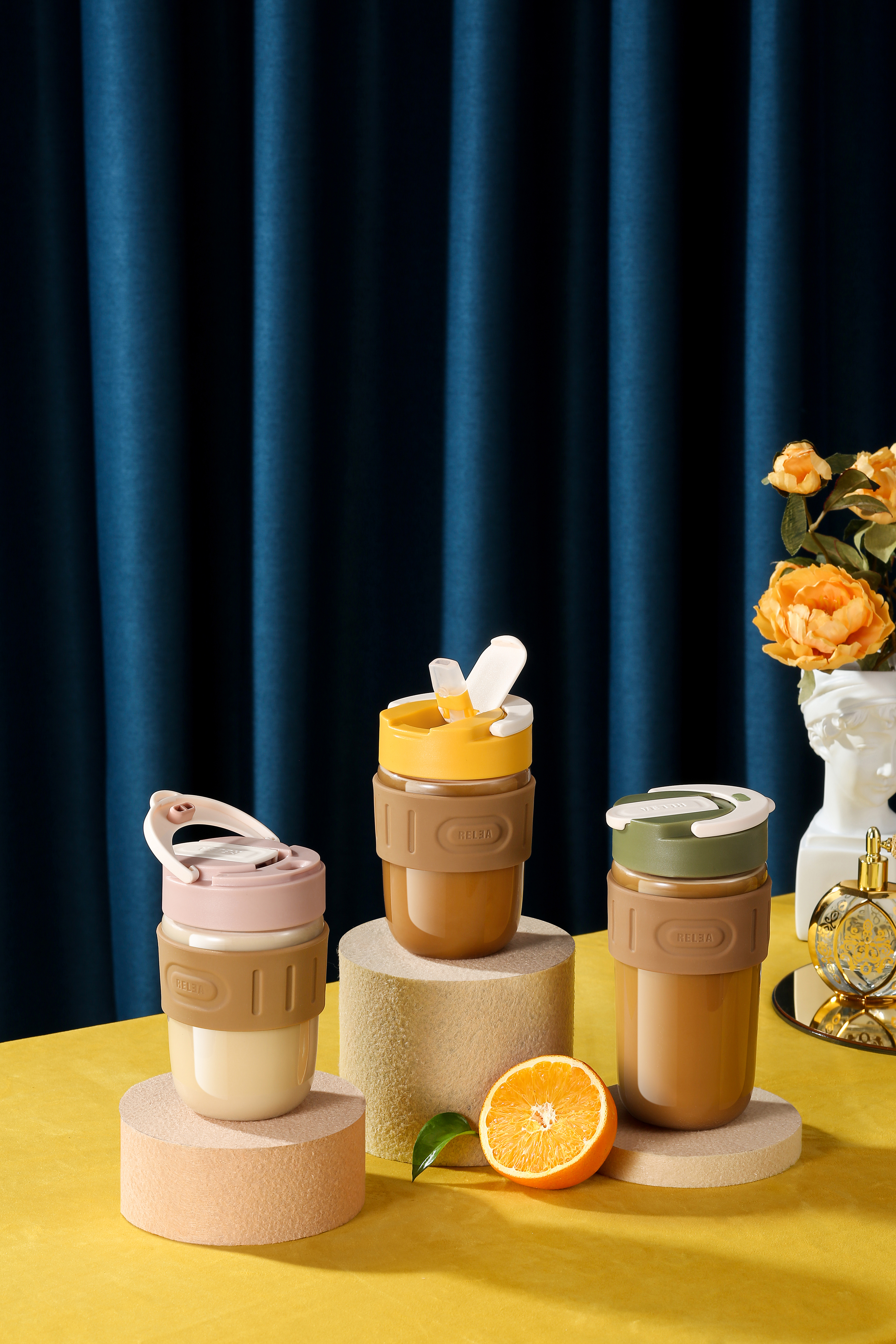 Double cup mouth, one cup for both purposes，