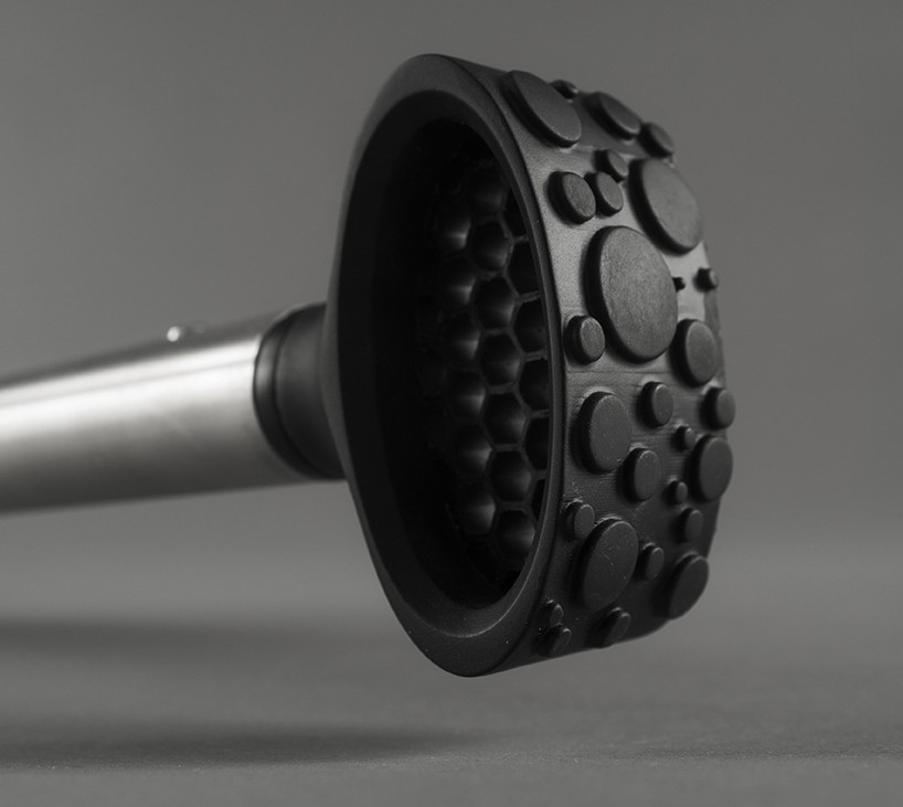 m+d，a cane，Easier walking，medical care，