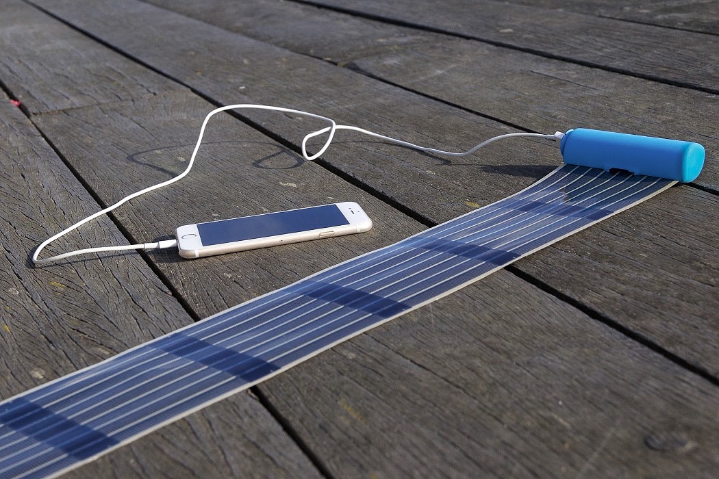 Solar panels，Curlable，Mobile charge，Electronics，