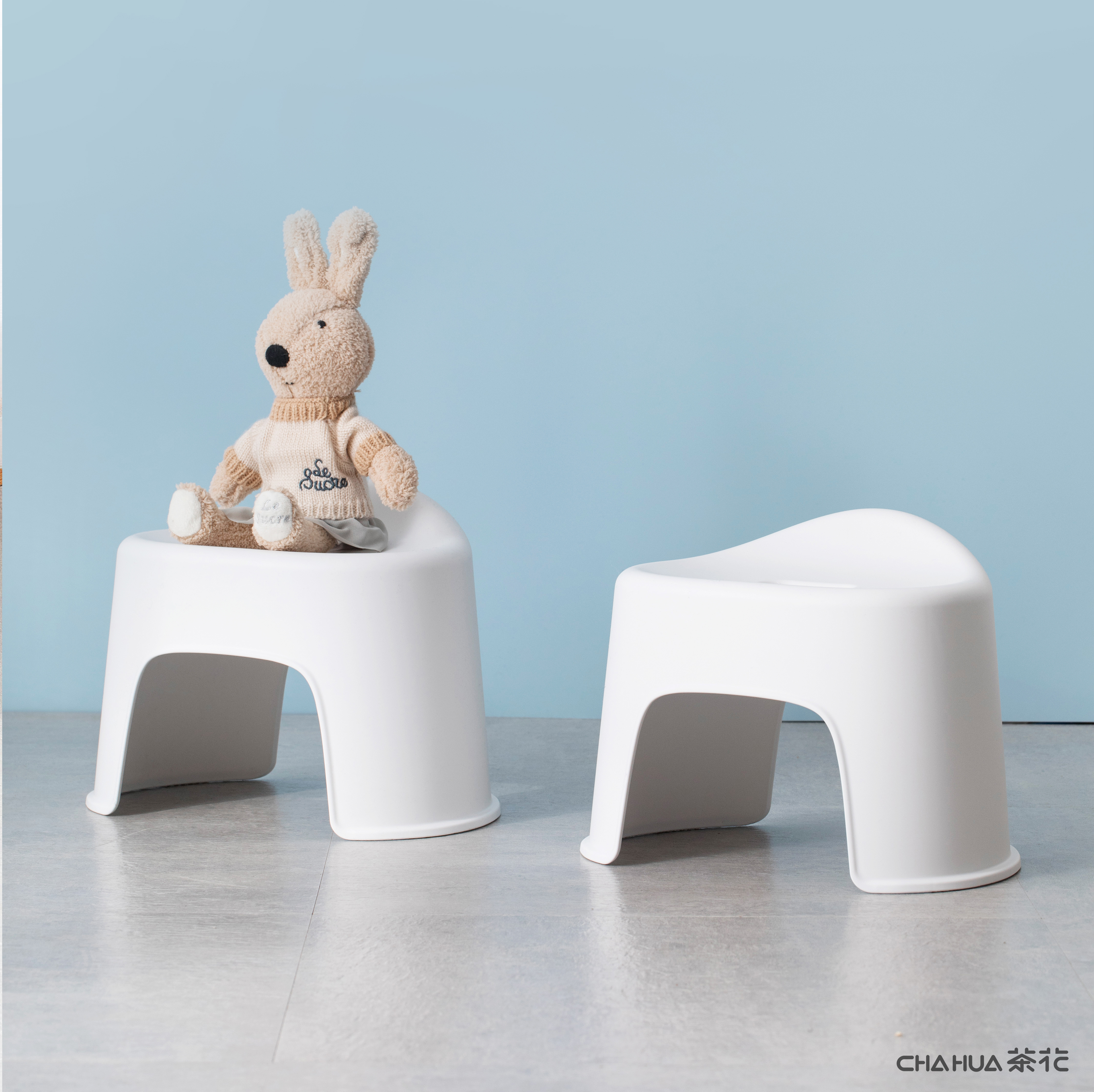 Children's chair and stool，Bath stool，Small backrest design，Camellia，Home Furnishing，Plastic，industrial design，