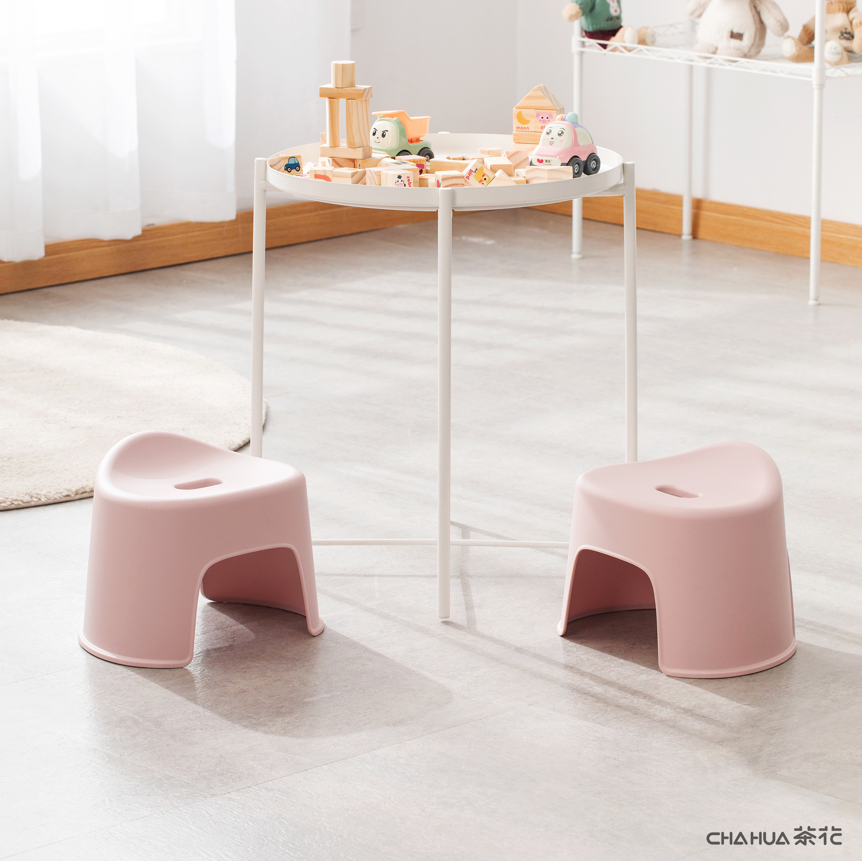 Children's chair and stool，Bath stool，Small backrest design，Camellia，Home Furnishing，Plastic，industrial design，