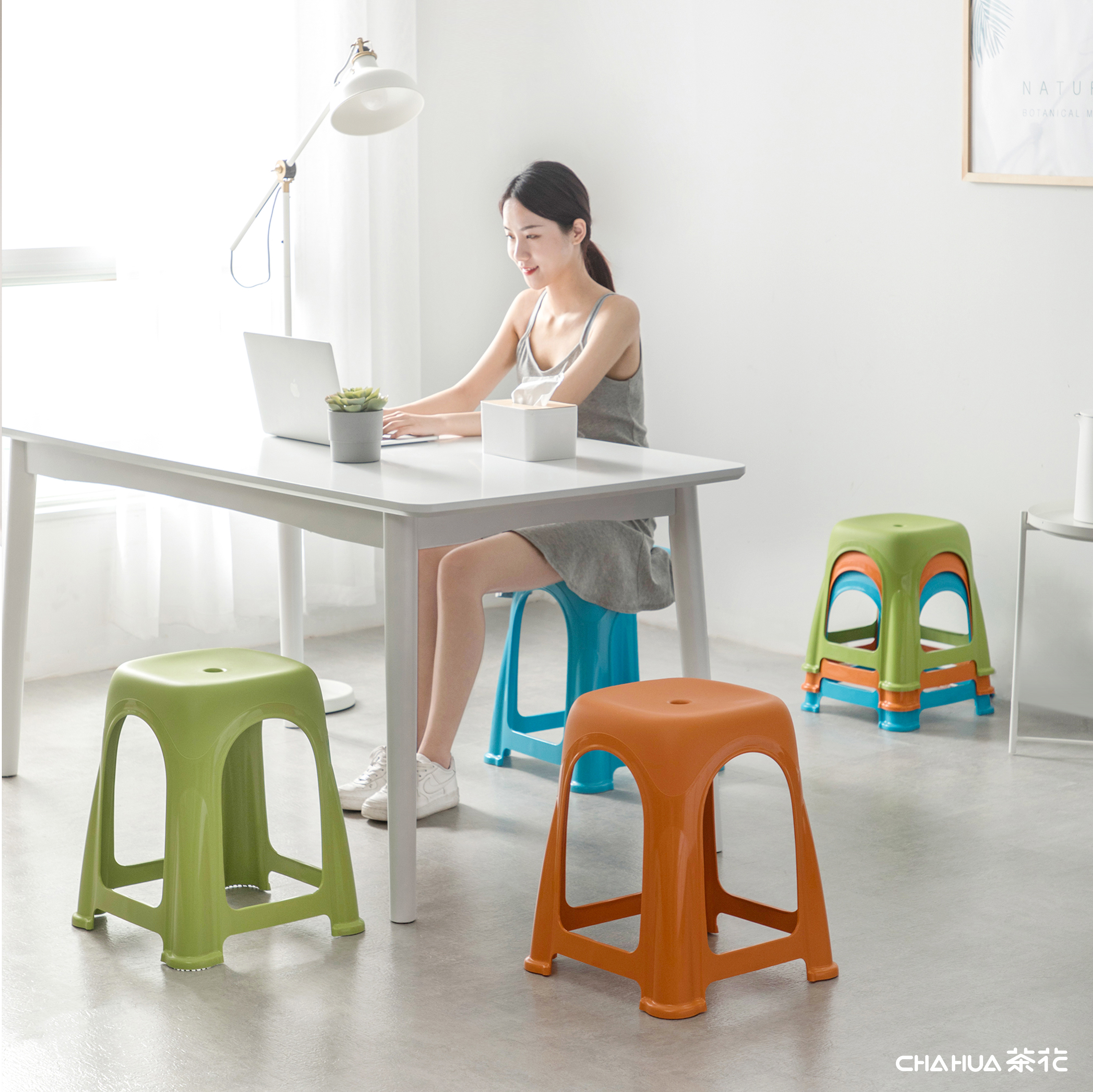 Stool ，practical，Mellow，concise，Camellia，Home Furnishing，Plastic，industrial design，