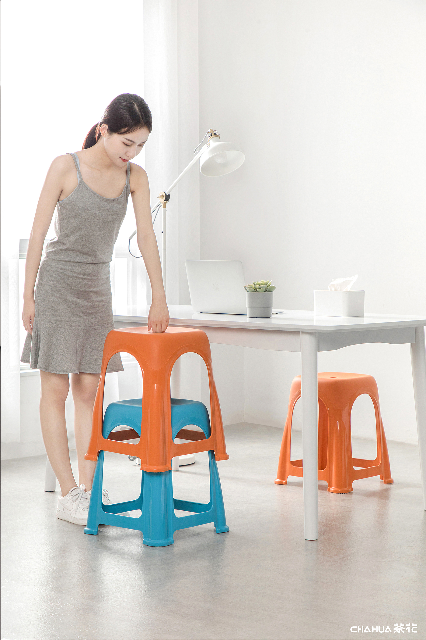 Stool ，practical，Mellow，concise，Camellia，Home Furnishing，Plastic，industrial design，