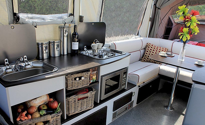 Touring car，Tent，trailer，Interior，luxury，
