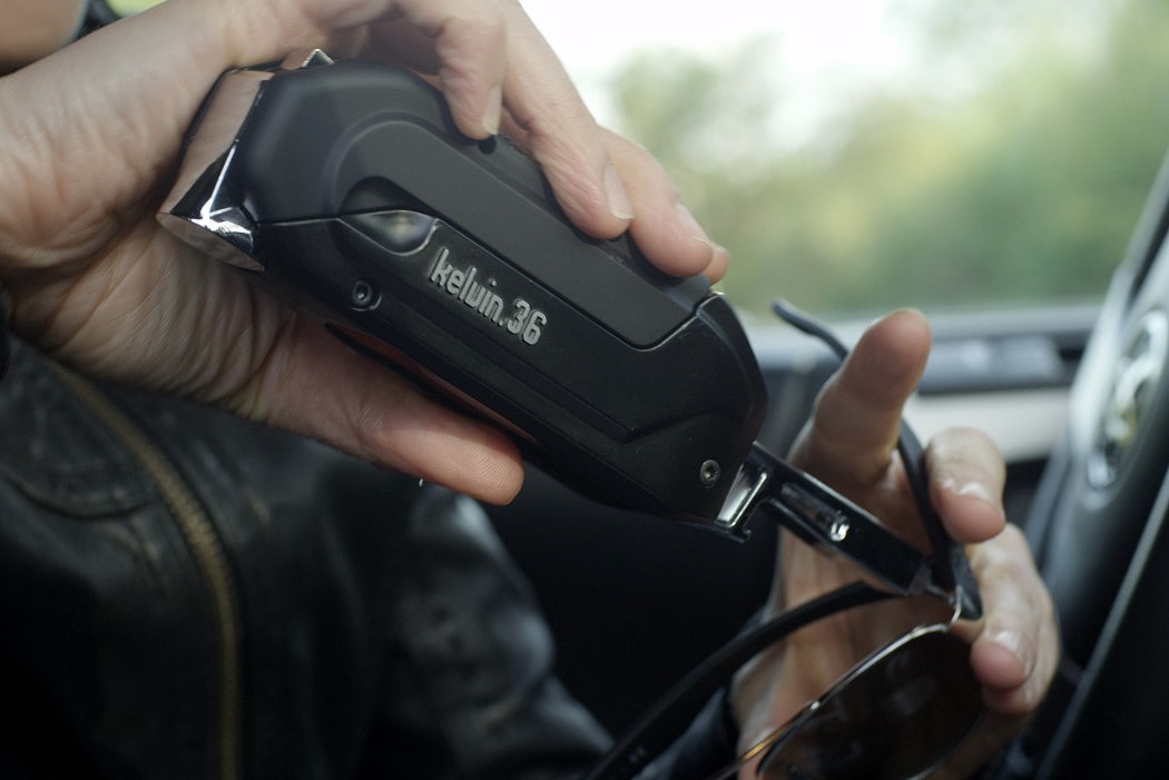 tool，Bottle opener，bolt driver，Flashlight，Metal，
