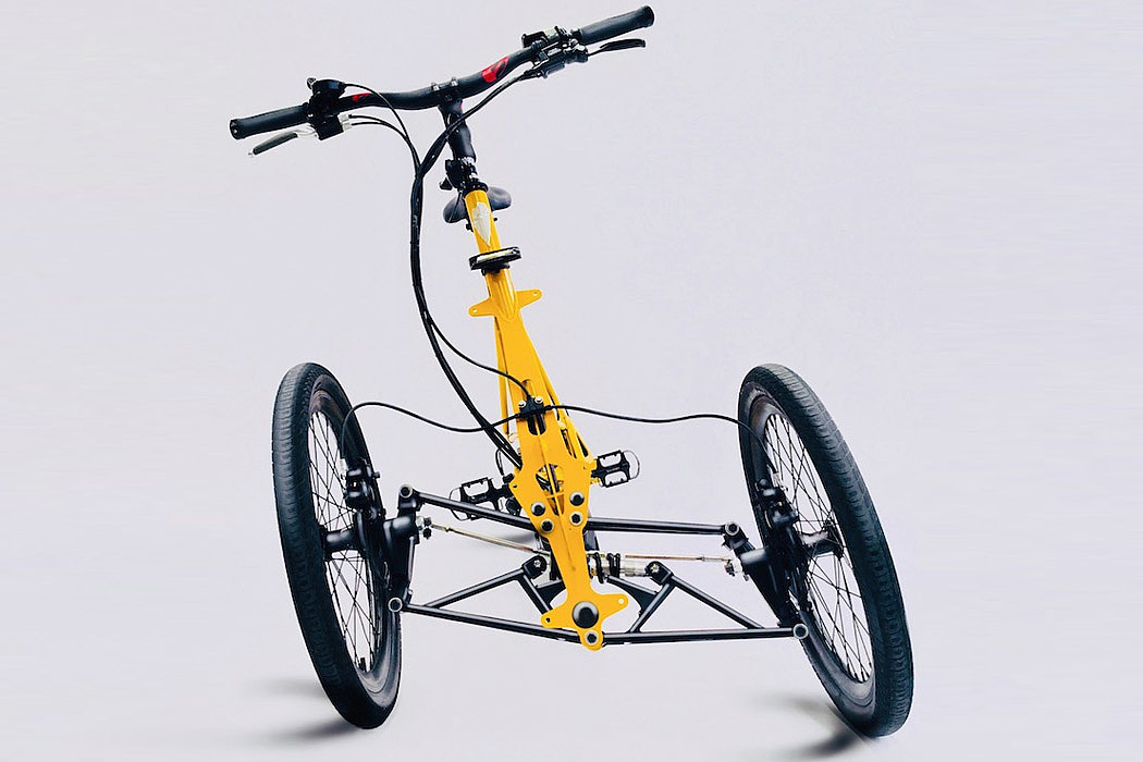 Electric vehicle，Tricycle，tilt，