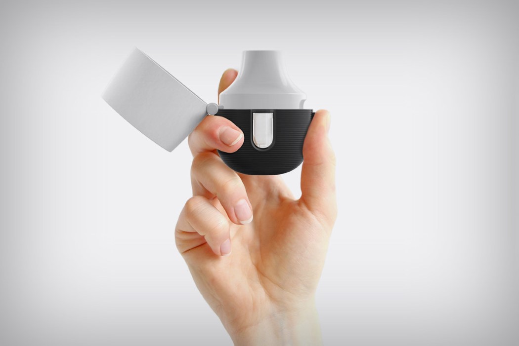 Air inhaler，medical apparatus and instruments，black and white，rubber，